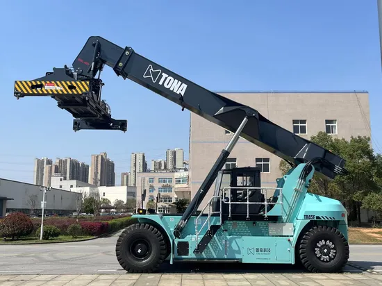 El apilador retráctil de contenedores cumple con los requisitos de contenedores de diferentes pesos